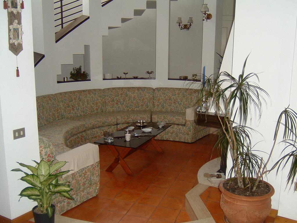 B&B Villa Napoli バッティパーリア エクステリア 写真
