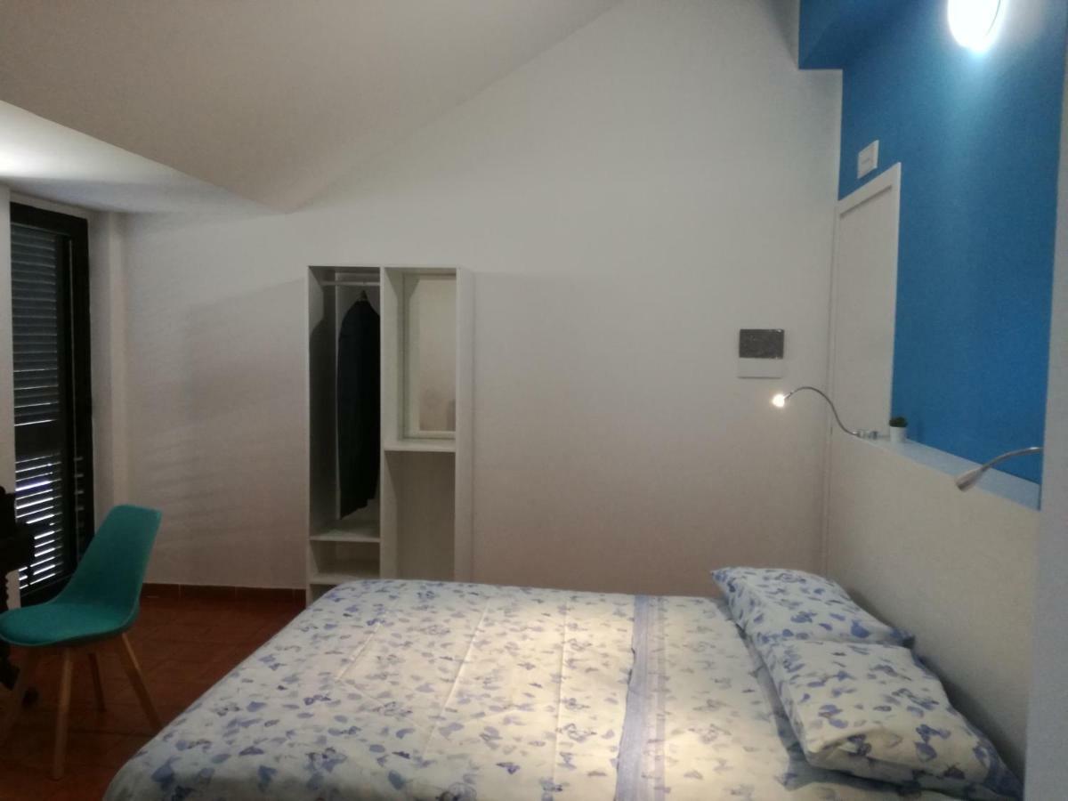 B&B Villa Napoli バッティパーリア エクステリア 写真